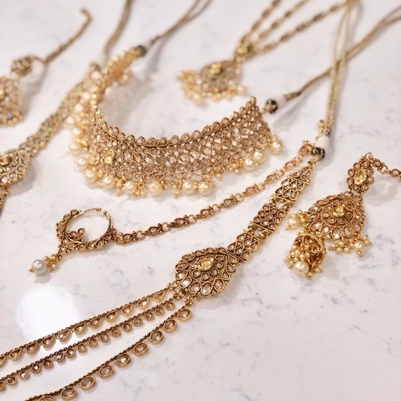 COMPLETE Gold Plated Kundan Bridal Set - Picture 5 of 8